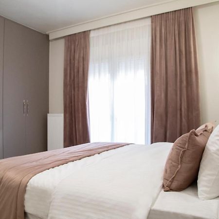 Deka Luxury Apartment Tríkala Exteriör bild