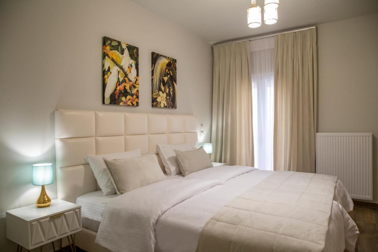 Deka Luxury Apartment Tríkala Exteriör bild