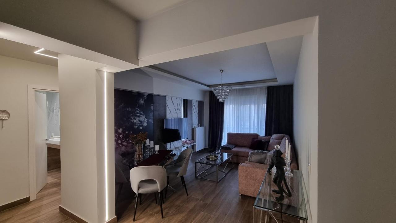 Deka Luxury Apartment Tríkala Exteriör bild
