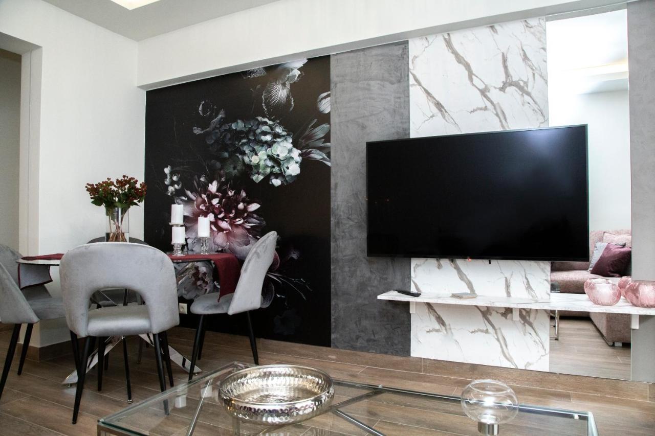 Deka Luxury Apartment Tríkala Exteriör bild